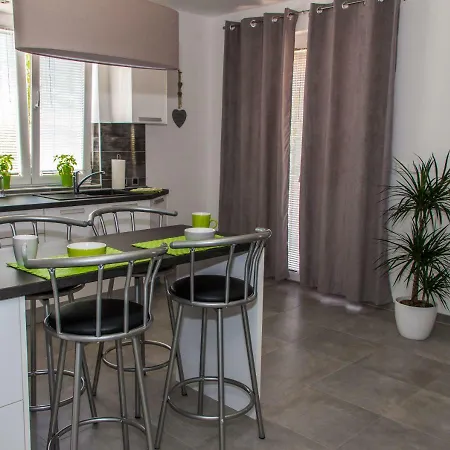 Apartmani Zoric Punat Exterior foto