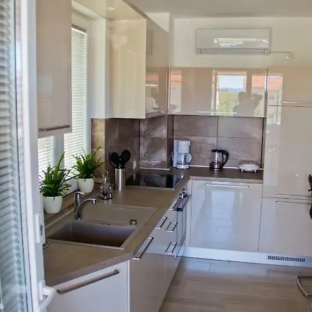 Apartmani Zoric Punat Exterior foto