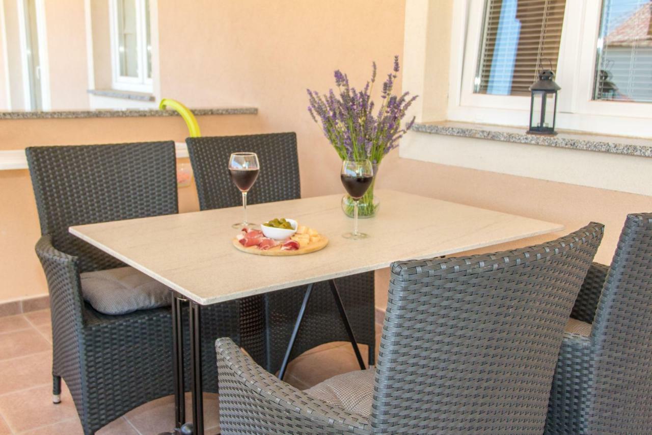 Zoric Apartment